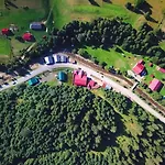 Berloga-sinevir Inn Synevyrs'ka Polyana