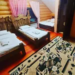 Inn Berloga-sinevir Synevyrs'ka Polyana