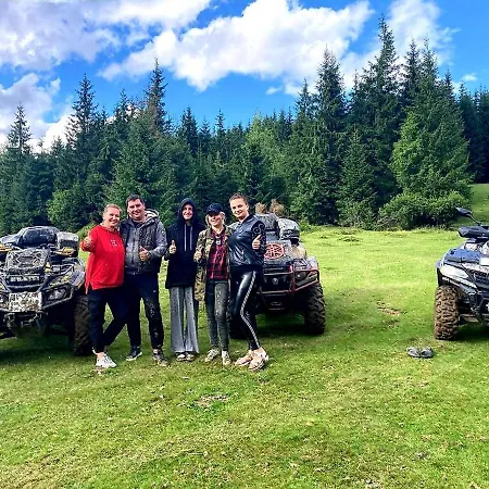 Berloga-sinevir Mini-hôtel