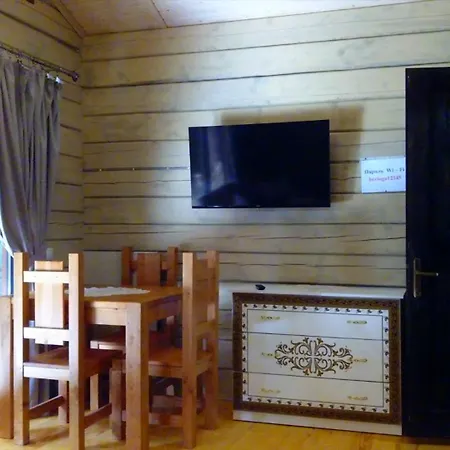 Berloga-sinevir Inn