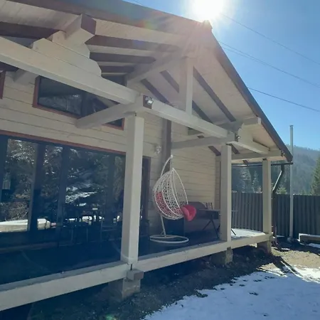 Berloga-sinevir * Synevyrsʼka Polyana