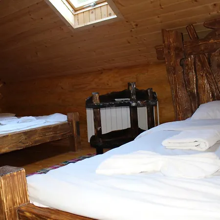 Berloga-sinevir Mini-hôtel *