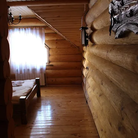 Berloga-sinevir Mini-hôtel